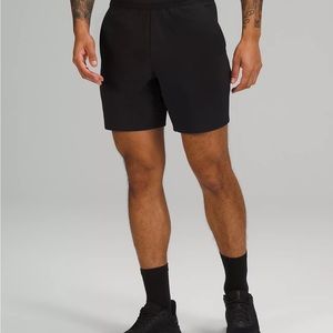 Lululemon men’s pace breaker shorts size medium